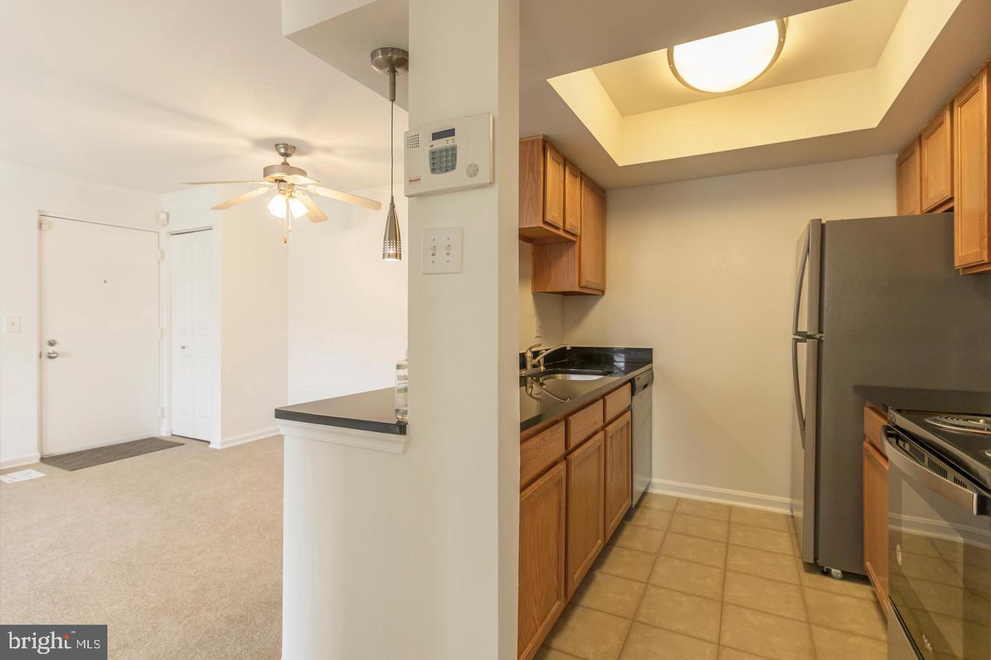 14801 Rydell Road, Unit 102 Centreville, VA 20121 - Photo 2 of 16