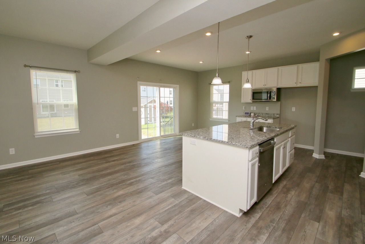 38542 Ranally Way Willoughby, OH 44094 - Photo 6 of 32