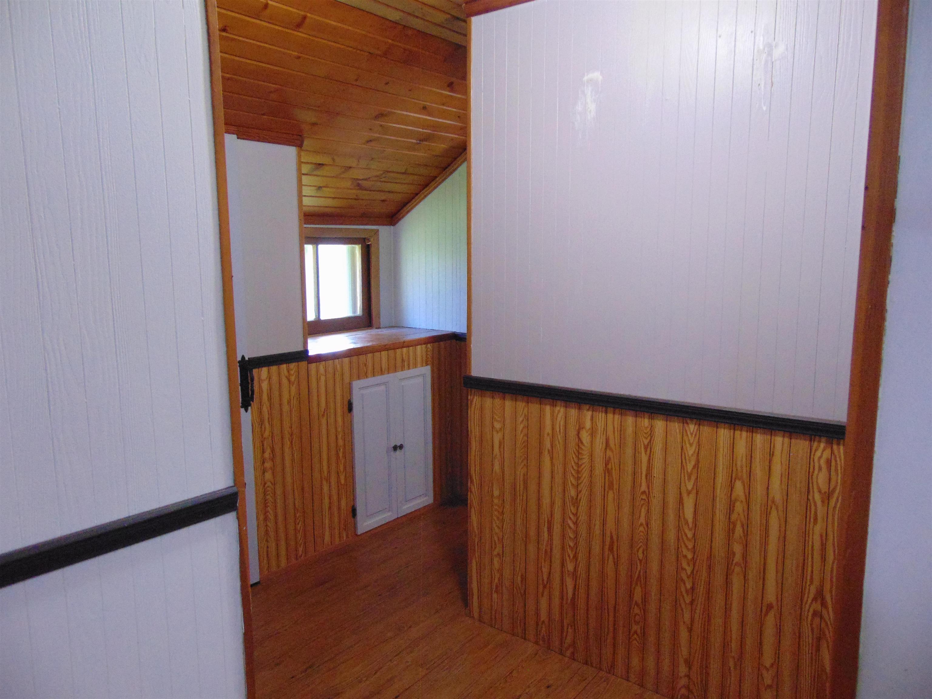 4449 North State Road Alma, MI 48801 - Photo 18 of 48 1899856-17.JPG