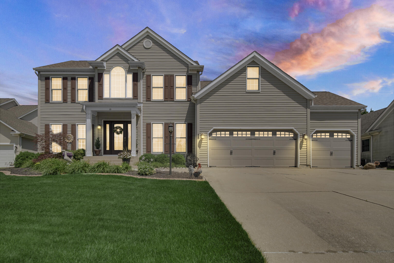 25 Lockerbie Drive Valparaiso, IN 46385 - Photo 2 of 37 1620x1080