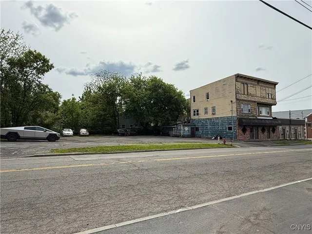 $450,000 | 1925-33 West Fayette Street, Syracuse, NY 13204