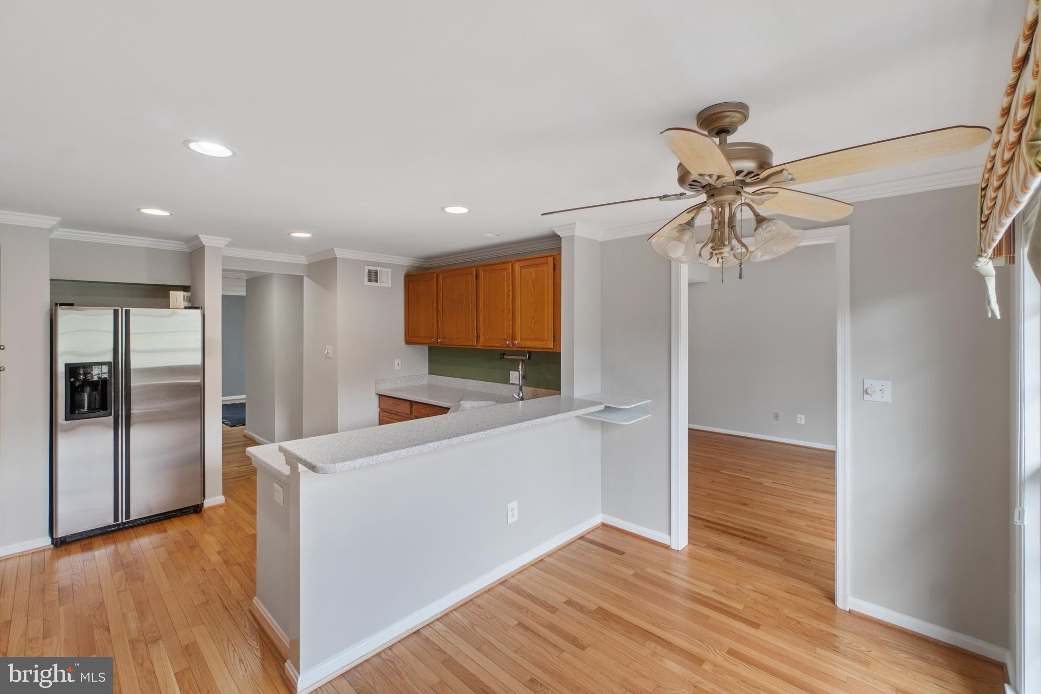 21163 Crocus Terrace Ashburn, VA 20147 - Photo 8 of 33
