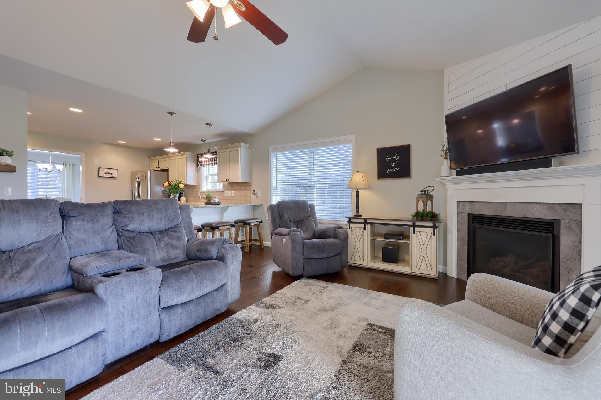 36 Katherines Way Lancaster, PA 17602 - Photo 17 of 49 Great Room