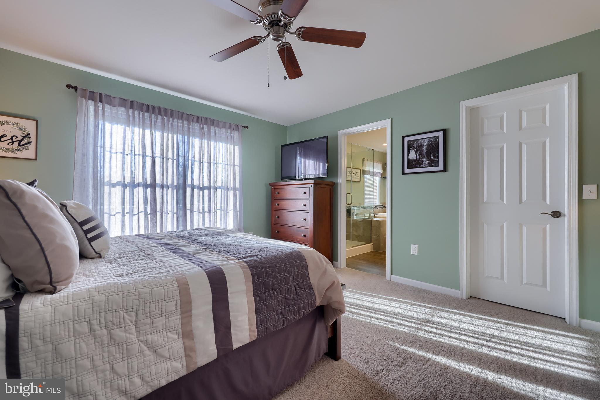 36 Katherines Way Lancaster, PA 17602 - Photo 21 of 49 Primary Bedroom