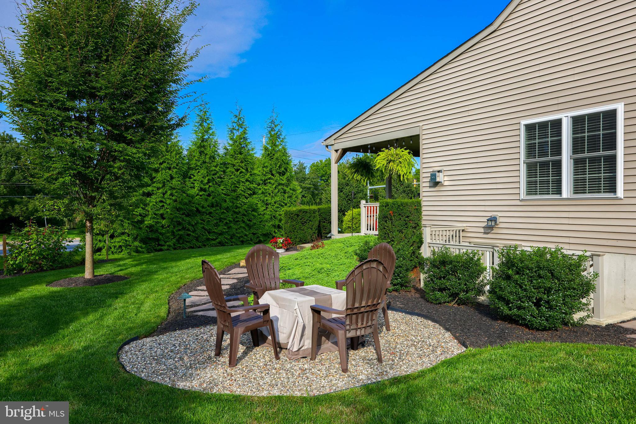 36 Katherines Way Lancaster, PA 17602 - Photo 36 of 49 Gravel Sitting Area