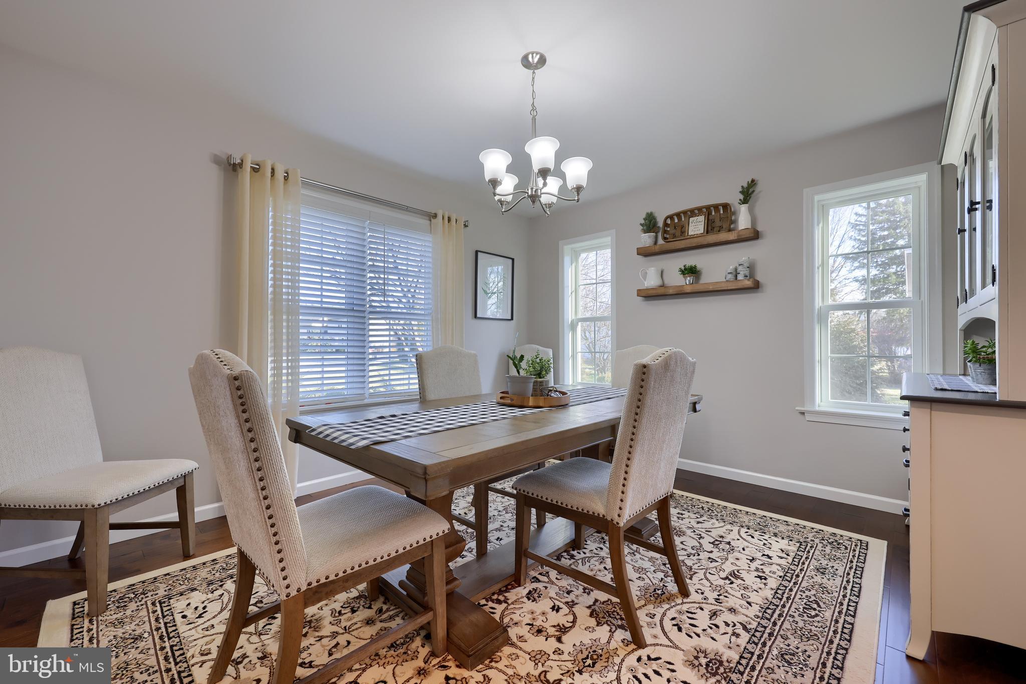 36 Katherines Way Lancaster, PA 17602 - Photo 4 of 49 Dining Room