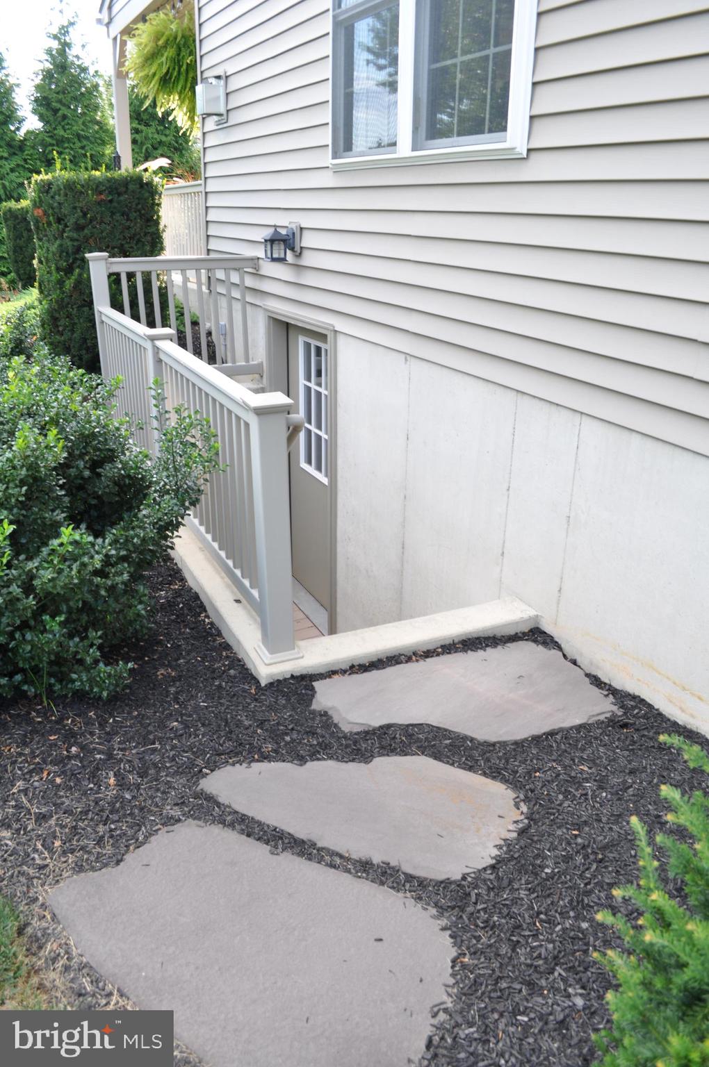 36 Katherines Way Lancaster, PA 17602 - Photo 45 of 49 Outside Basement Entrance