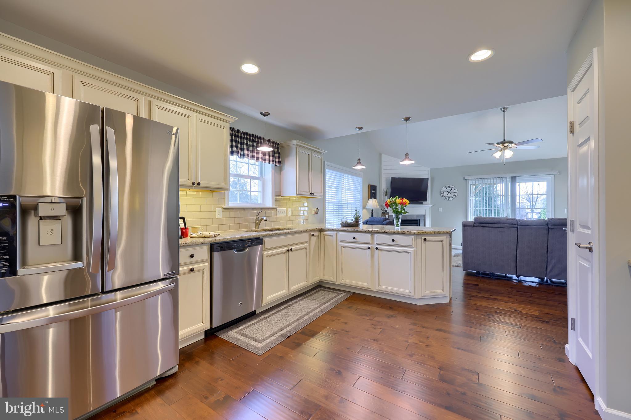 36 Katherines Way Lancaster, PA 17602 - Photo 10 of 49 Kitchen