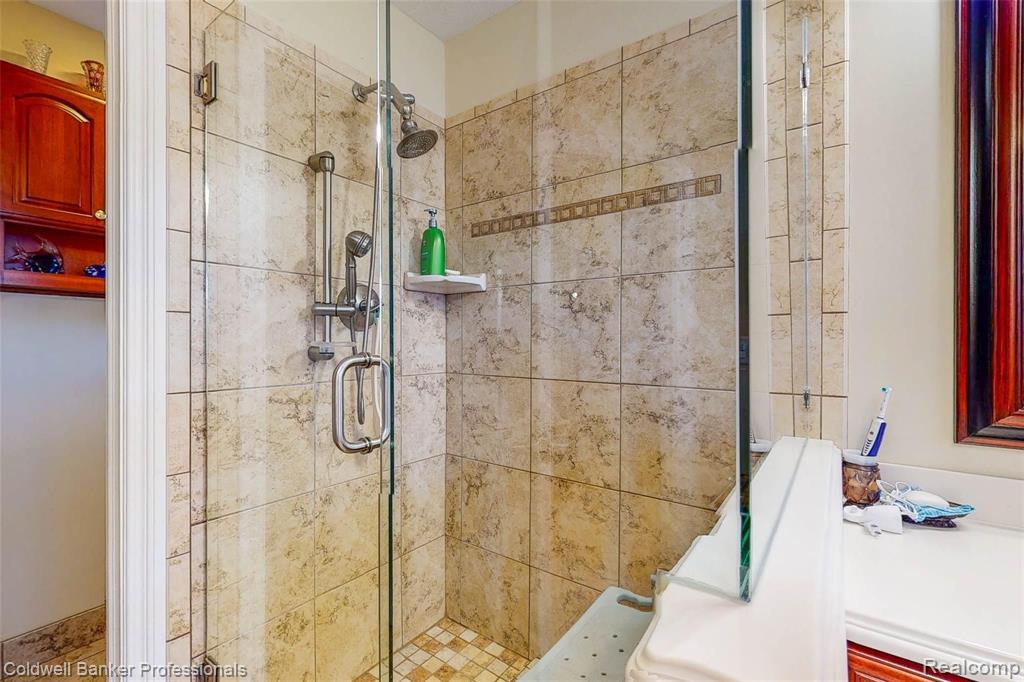6576 Bennett Lake Road Fenton, MI 48430 - Photo 14 of 46 Gallery Image 14