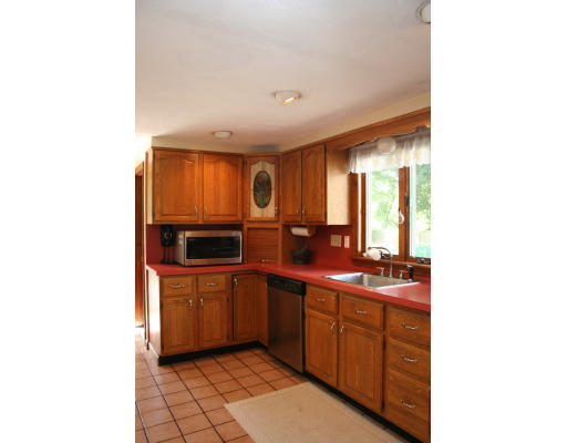 19 Parkway Road Stoneham, MA 02180 - Photo 15 of 30 Gallery Image 15