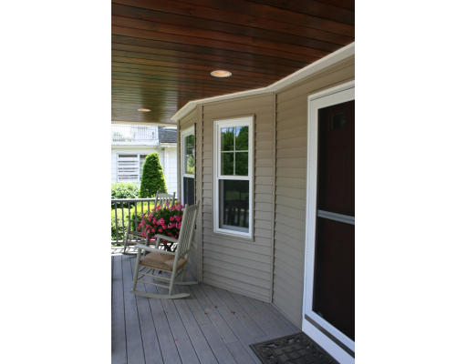 19 Parkway Road Stoneham, MA 02180 - Photo 2 of 30 Gallery Image 2