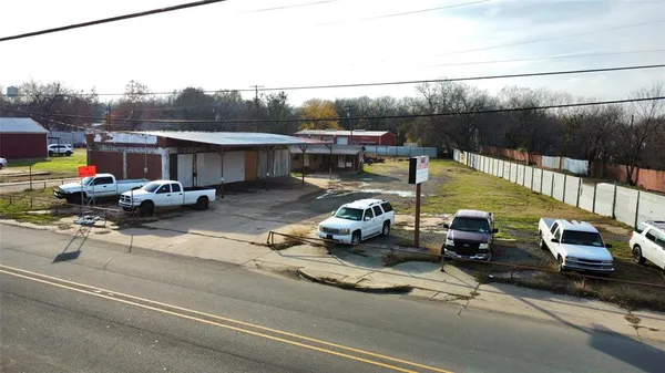 $575,000 | 1121 North Main Street, Paris, TX 75460