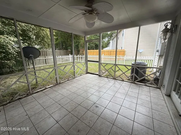 $1,250 | 307 Bracken Place, Jacksonville, NC 28540