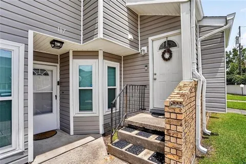 $175,000 | 188 Avant Garde Circle, Unit 188, Kenner, LA 70065