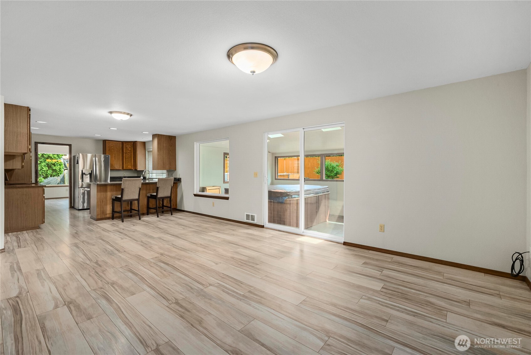 820 Monroe Avenue Northeast Renton, WA 98056 - Photo 14 of 38 Gallery Image 14