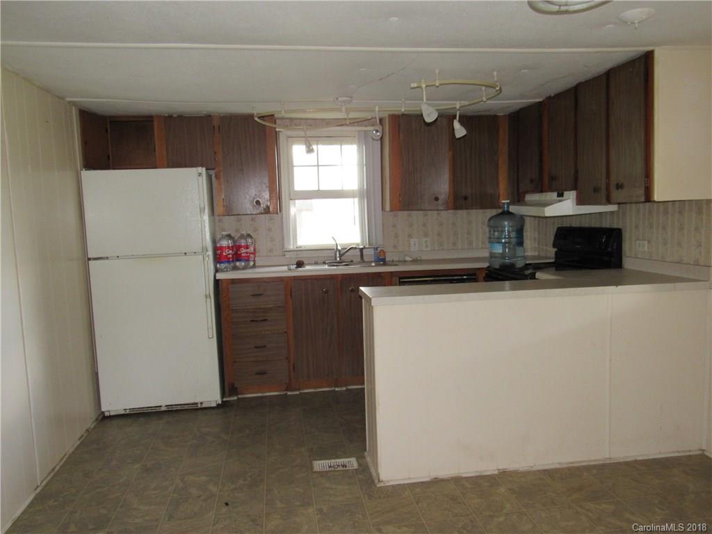 2076 Ross Road Lancaster, SC 29720 - Photo 5 of 10 Gallery Image 5