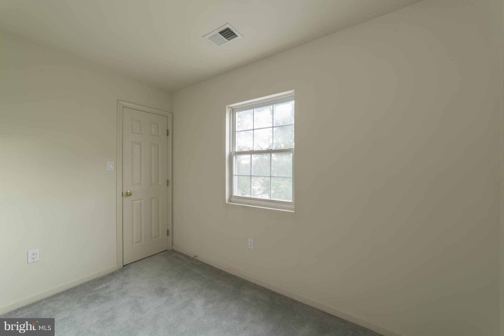 11516 Tippett Road Clinton, MD 20735 - Photo 22 of 30 Bedroom
