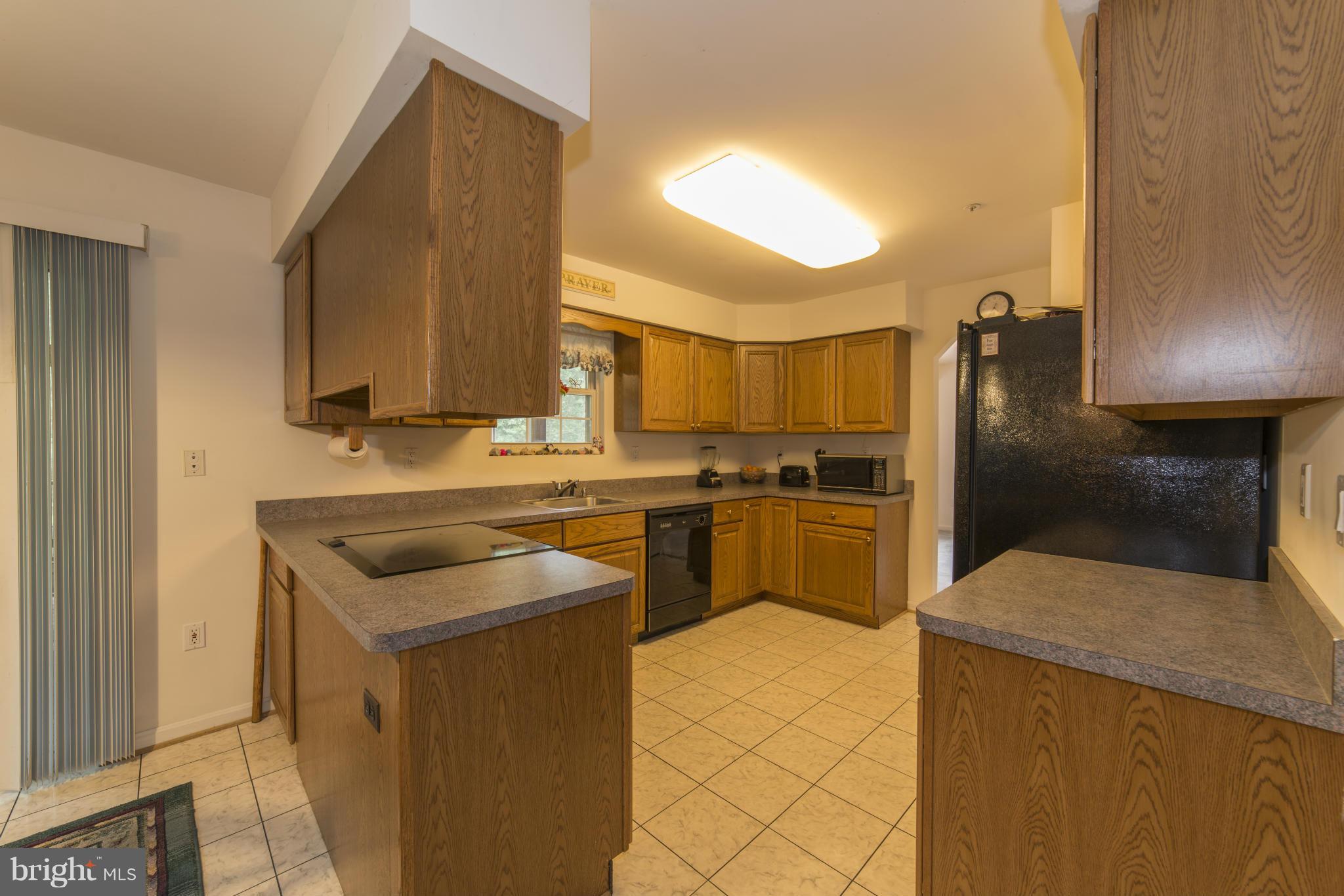 11516 Tippett Road Clinton, MD 20735 - Photo 8 of 30 Kitchen