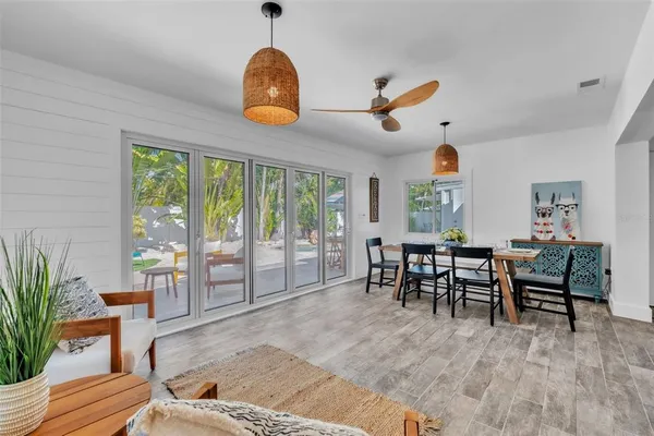 $2,200,000 | 155 Crescent Drive, Anna Maria, FL 34216