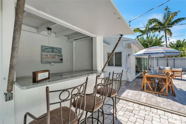 $2,200,000 | 155 Crescent Drive, Anna Maria, FL 34216