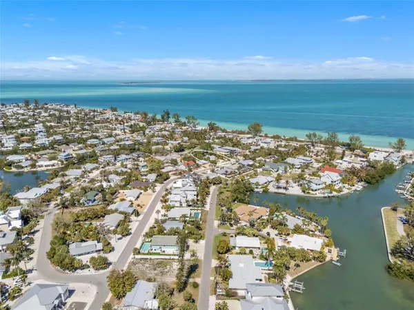 $2,200,000 | 155 Crescent Drive, Anna Maria, FL 34216