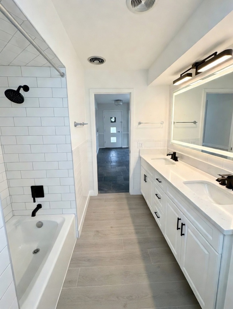 3336 Overland Pass Northbrook, IL 60062 - Photo 21 of 33