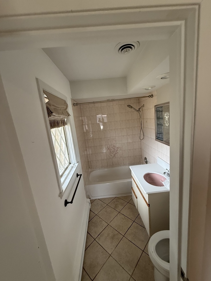 3336 Overland Pass Northbrook, IL 60062 - Photo 23 of 33