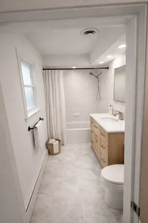 $4,500 | 3336 Overland Pass, Northbrook, IL 60062