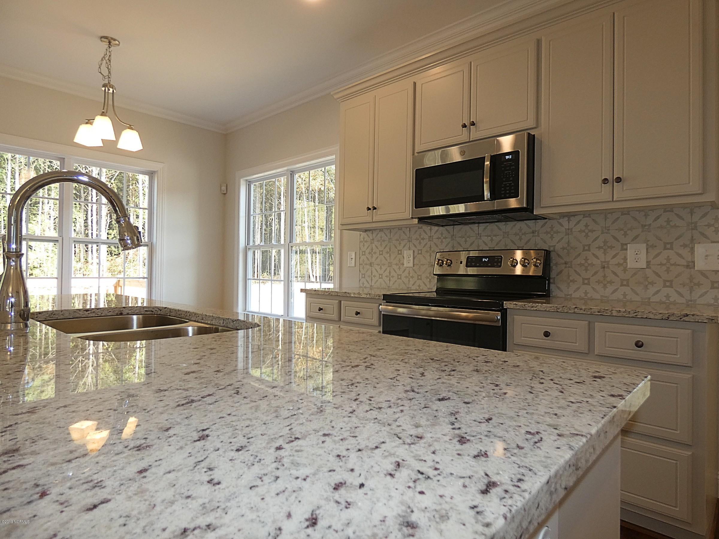 7004 Bitterroot Road Rocky Mount, NC 27803 - Photo 3 of 27 Kitchen (2)