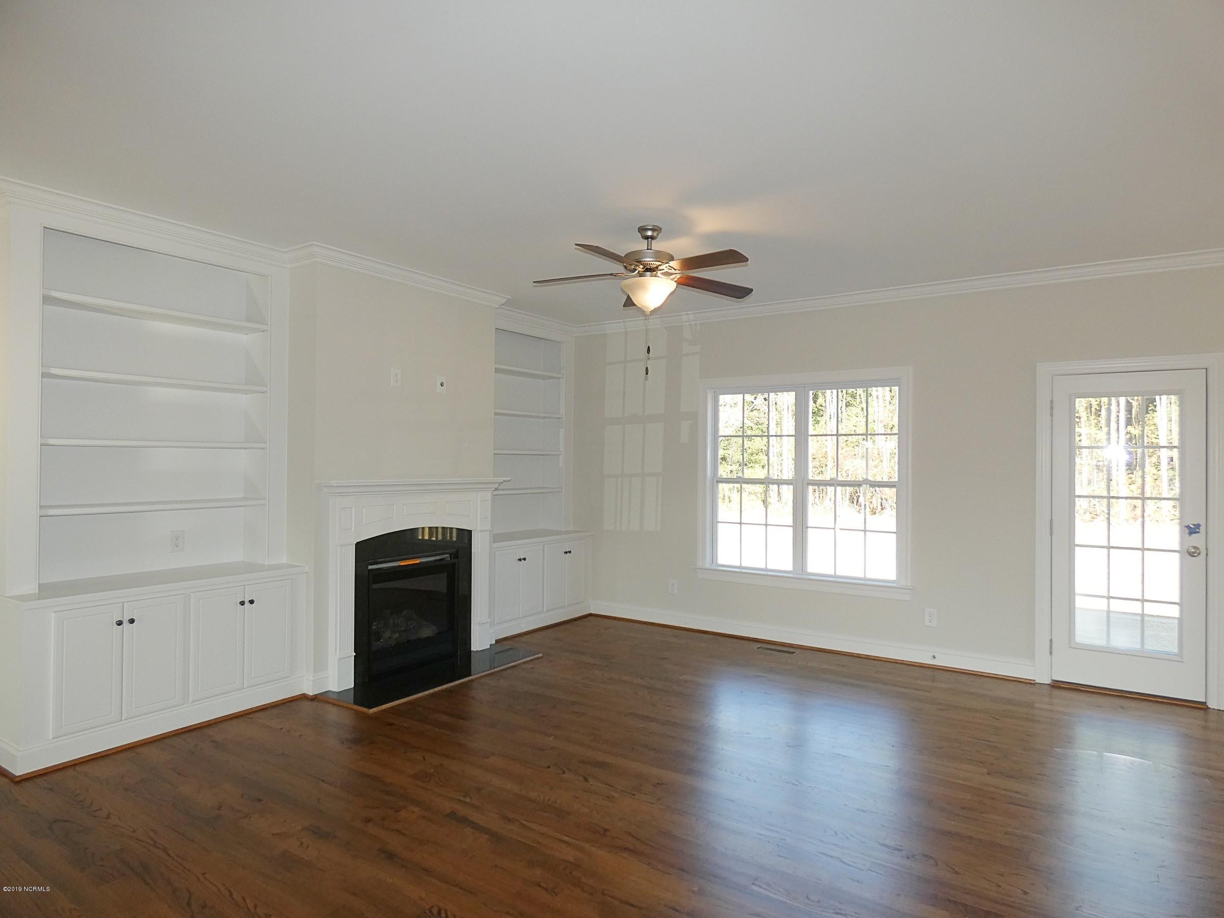 7004 Bitterroot Road Rocky Mount, NC 27803 - Photo 9 of 27 Great Room