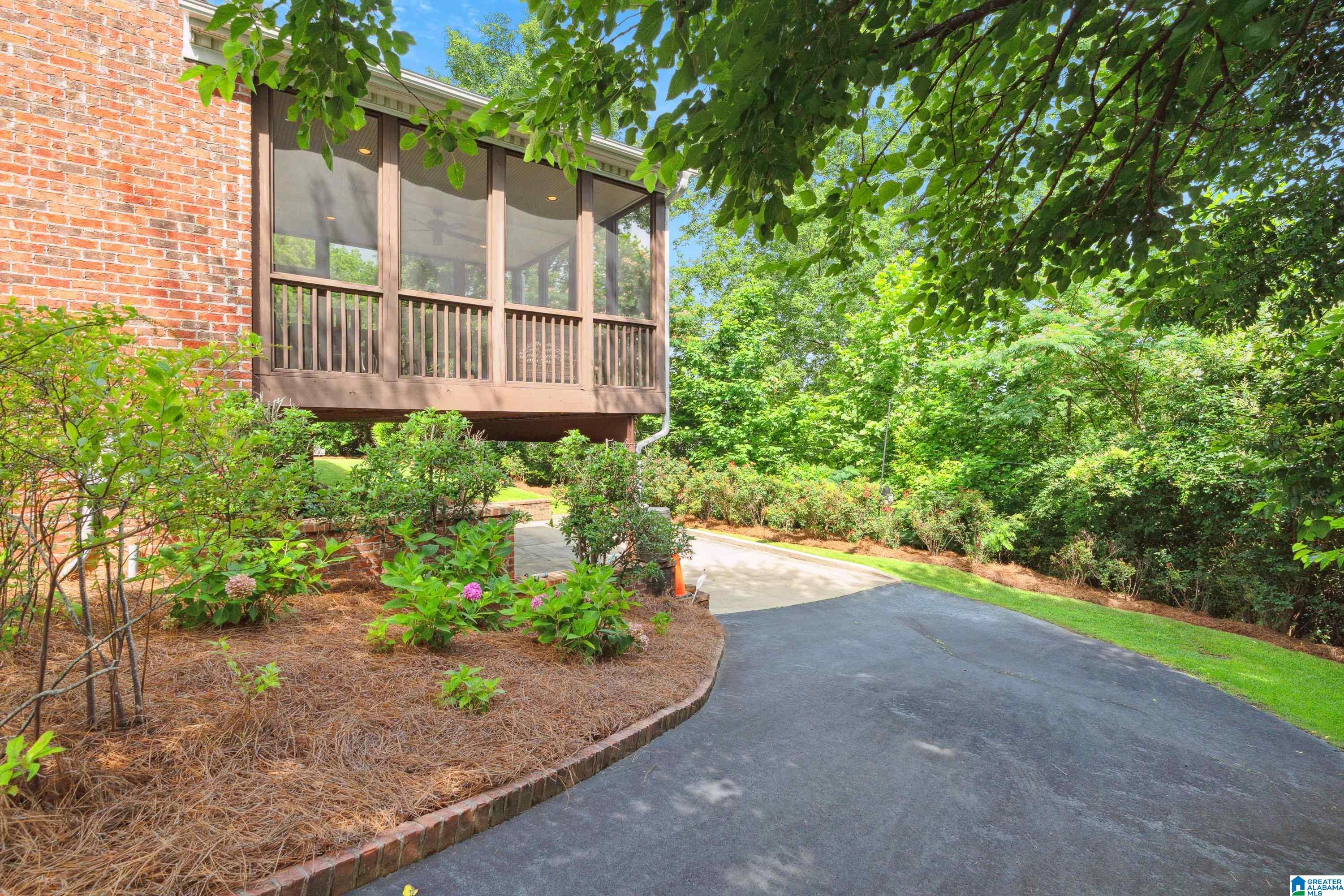 1528 Wellington Road Birmingham, AL 35209 - Photo 49 of 61