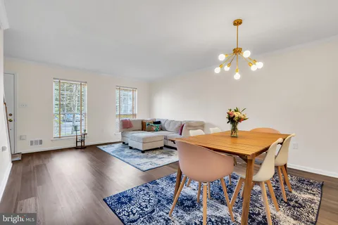 $319,000 | 189 Shrewsbury Court, Pennington, NJ 08534
