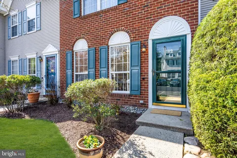 $319,000 | 189 Shrewsbury Court, Pennington, NJ 08534