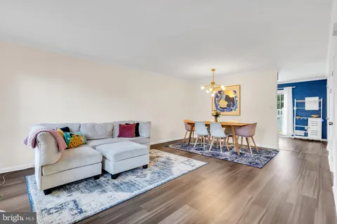 $319,000 | 189 Shrewsbury Court, Pennington, NJ 08534