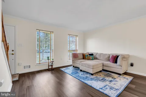 $319,000 | 189 Shrewsbury Court, Pennington, NJ 08534