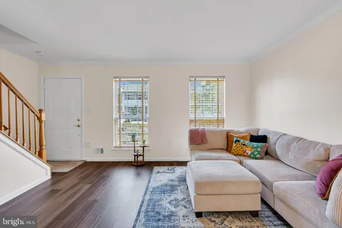 $319,000 | 189 Shrewsbury Court, Pennington, NJ 08534