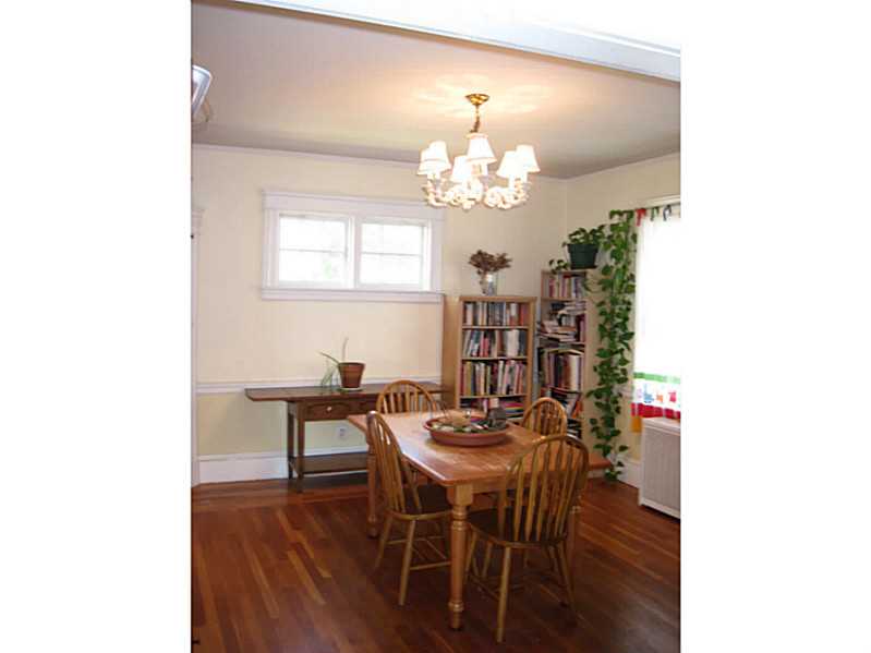134 Lyndon Road Cranston, RI 02905 - Photo 8 of 25 Dining Room.
