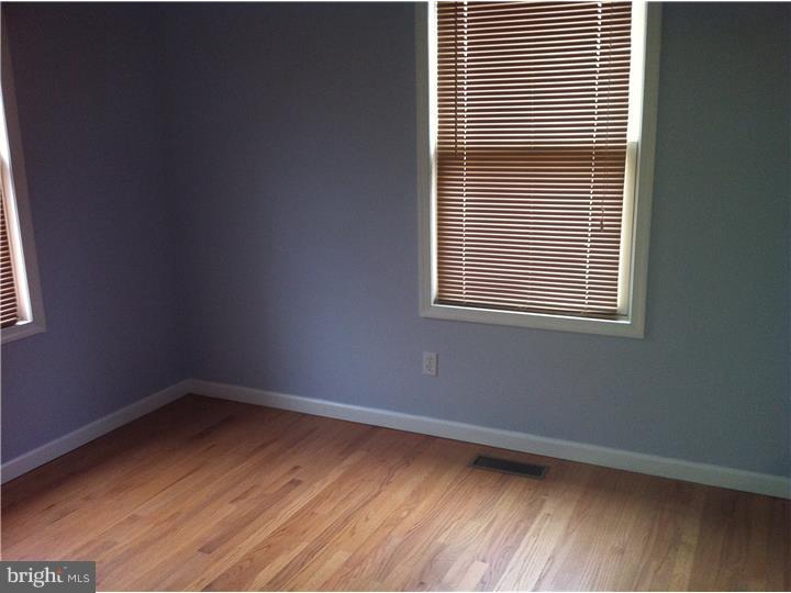 414 Holly Road Yeadon, PA 19050 - Photo 12 of 23