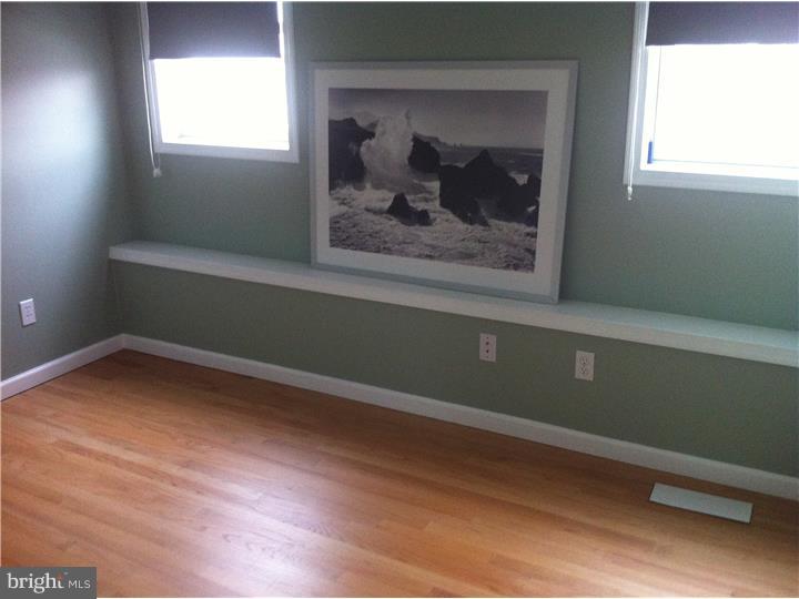 414 Holly Road Yeadon, PA 19050 - Photo 18 of 23