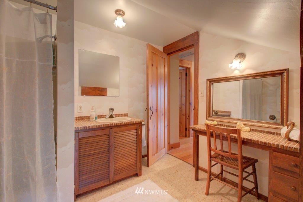 1401 West Beeville Loop Road Matlock, WA 98560 - Photo 15 of 24 Gallery Image 15