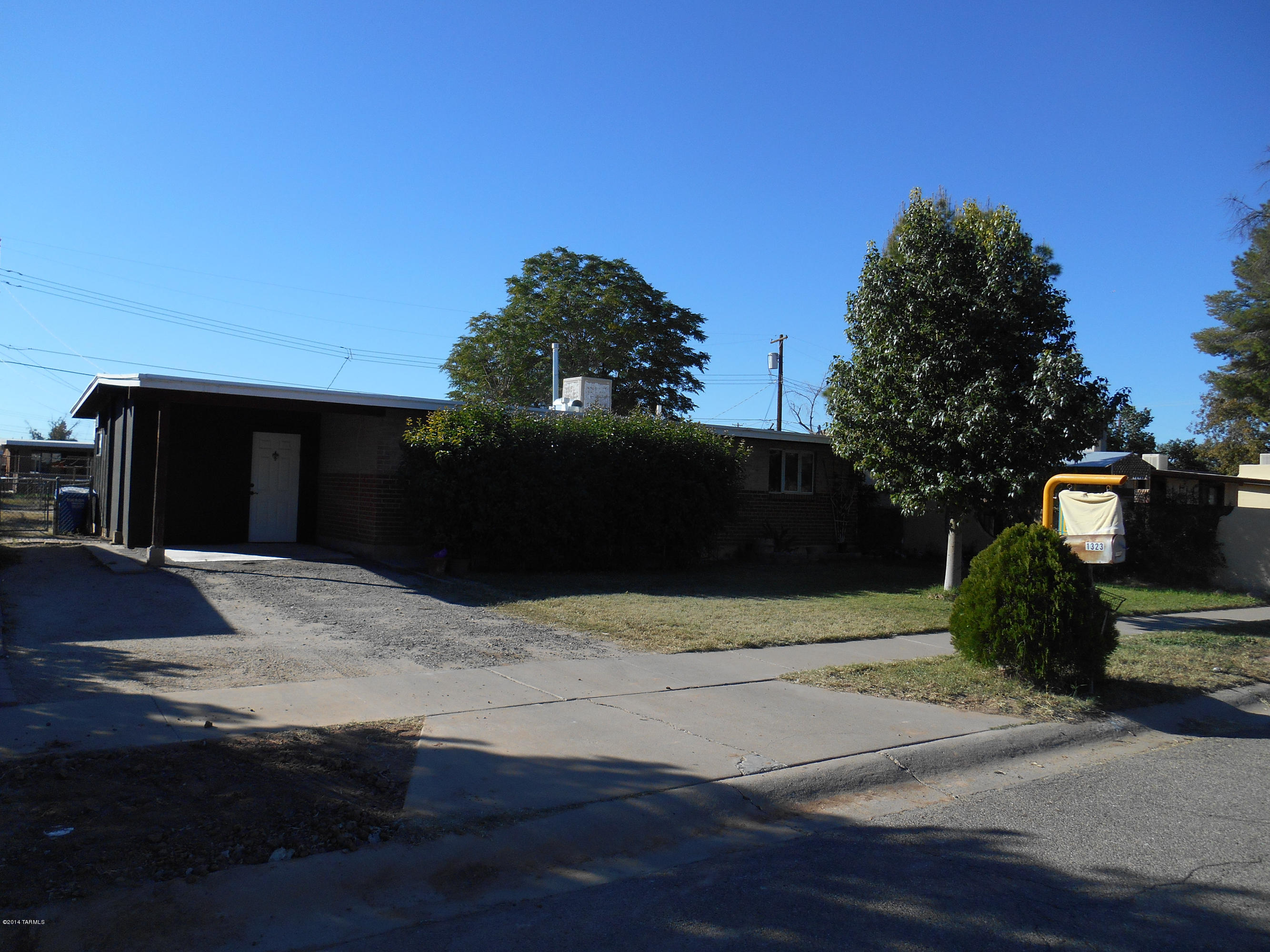 1323 West Pastime Road Tucson, AZ 85705 - Photo 9 of 13