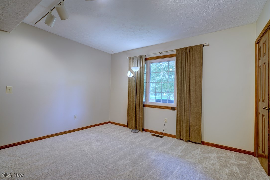 4450 Poe Road Medina, OH 44256 - Photo 23 of 40 First floor bedroom