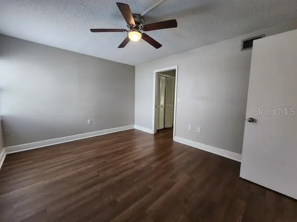 $122,000 | 1550 11th Street Northeast, Unit F2, Winter Haven, FL 33881