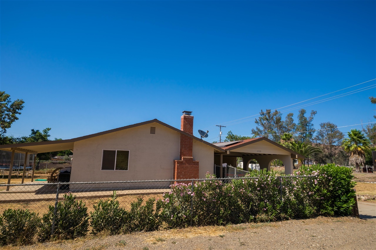 1535 Keyes Road Ramona, CA 92065 - Photo 2 of 25