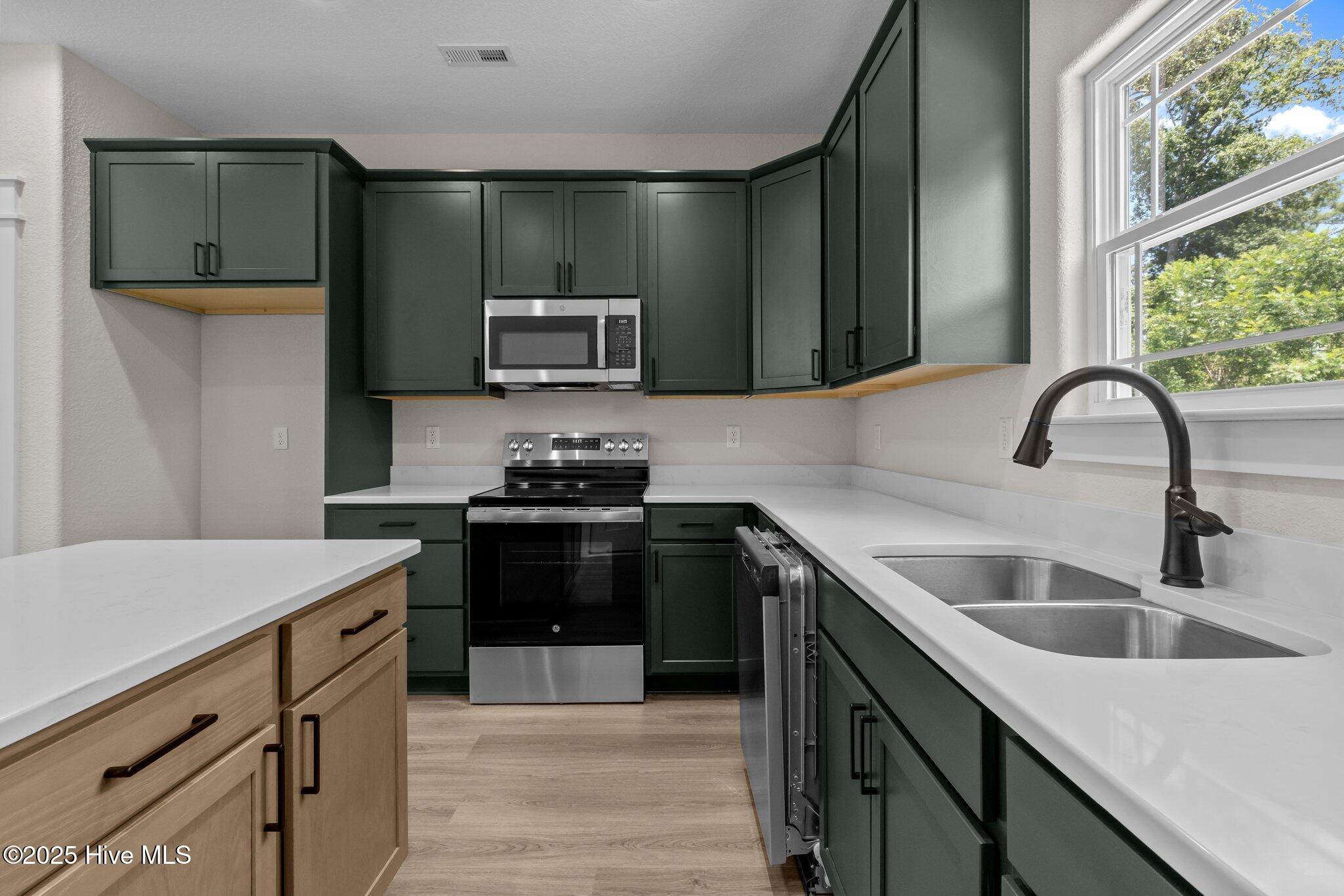 106 Howard Street Camden, NC 27921 - Photo 2 of 17 Kitchen