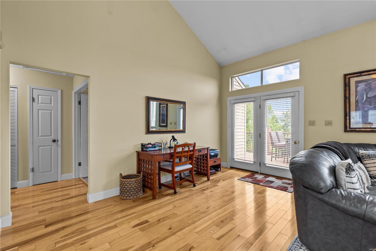 1858 Ridgeview Cir Drive Ballwin, MO 63021 - Photo 11 of 27 Gallery Image 11