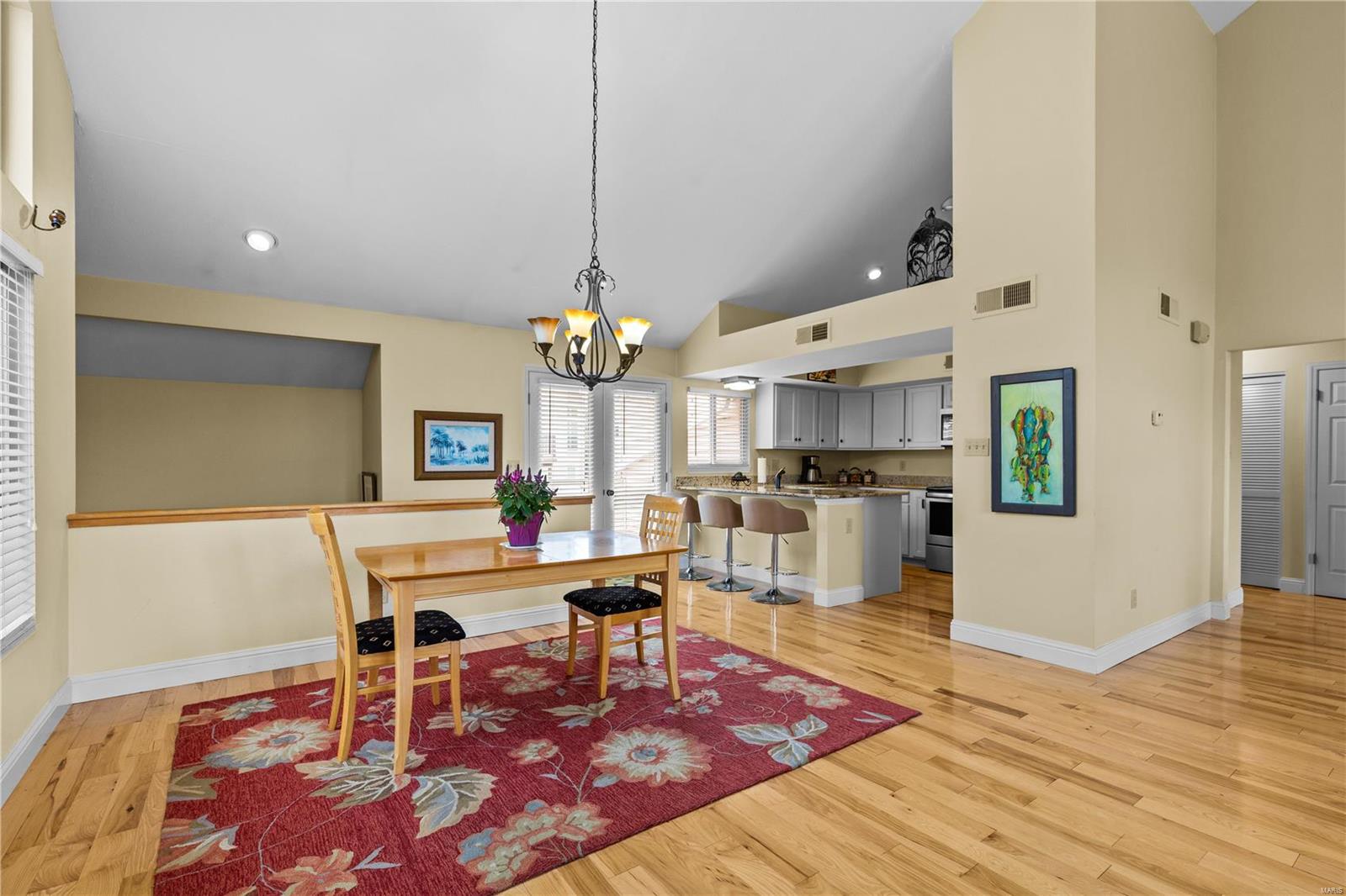 1858 Ridgeview Cir Drive Ballwin, MO 63021 - Photo 4 of 27 Gallery Image 4