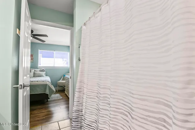 $2,295 | 1664 Beach Boulevard, Unit B65, Biloxi, MS 39531