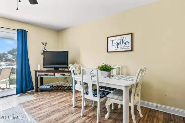 $2,295 | 1664 Beach Boulevard, Unit B65, Biloxi, MS 39531