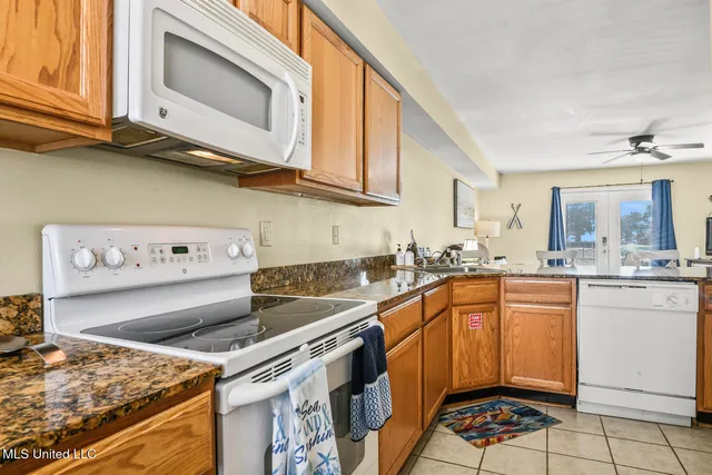 $2,295 | 1664 Beach Boulevard, Unit B65, Biloxi, MS 39531